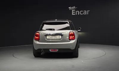 MINI Cooper 2017, 131597 км, за 6900000 KRW