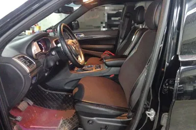 Jeep Grand Cherokee 2017, 103700 км, за 102931.12 CNY - фото 12