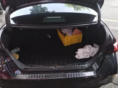 Toyota Avalon 2023, 49900 км, за 122000 CNY