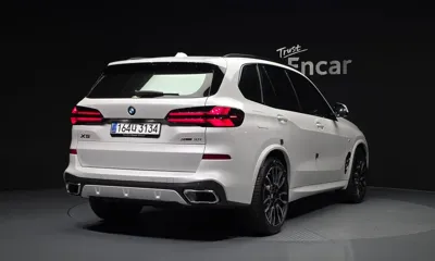 BMW X5 2025, 6491 км, за 128700000 KRW