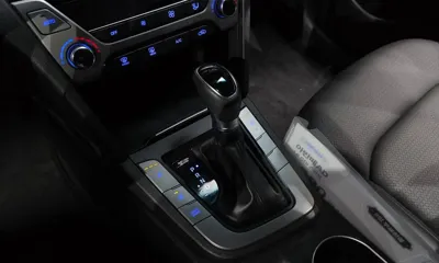 Hyundai Avante 2017, 51153 км, за 10900000 KRW - фото 9