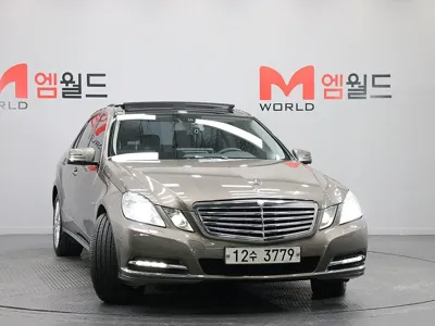 Mercedes-Benz E-Class 2012, 69793 км, за 7900000 KRW