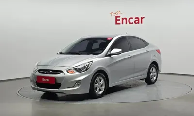 Hyundai Accent · 2012 год