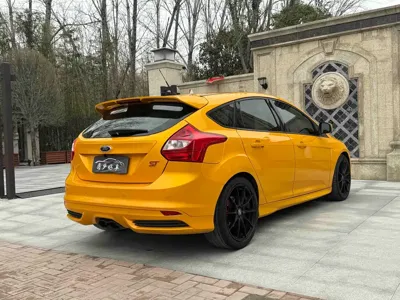 Ford Focus (Import) 2014, 58000 км, за 109800 CNY
