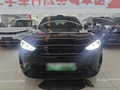 AITO 问界 AITO M5 2025, 8900 км, за 179200 CNY