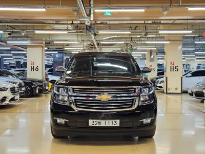 Chevrolet Surburban 2017, 85000 км, за 37000000 KRW - фото 3
