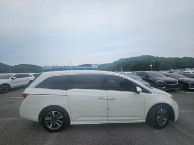 Honda Odyssey 2016, 124819 км, за 13800000 KRW - фото 8