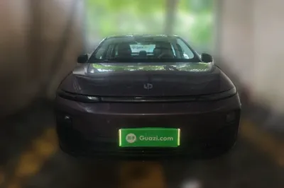 Leapmotor B01 2025, 23400 км, за 96229.13 CNY