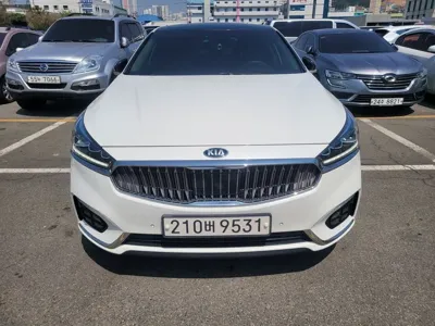 Kia K7 · 2019 год