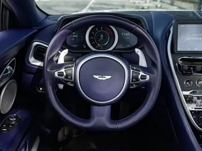 Aston Martin DB11 2019, 12000 км, за 1390000 CNY - фото 11