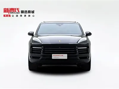 Porsche Cayenne 2022, 38000 км, за 483000 CNY