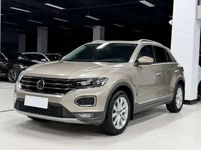 Volkswagen T-Roc · 2022 год