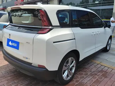 Bestune NAT 2024, 12500 км, за 61000 CNY