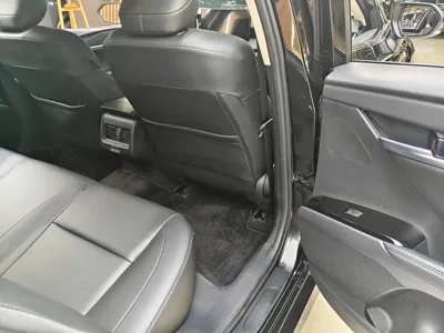 Toyota Camry 2026, 2700 км, за 122800 CNY - фото 6