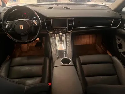 Porsche Panamera 2016, 87000 км, за 199800 CNY - фото 11