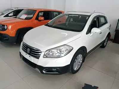 Suzuki S-Cross · 2015 год