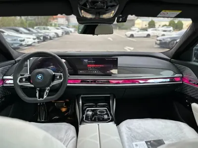 BMW i7 2025, 9600 км, за 183000000 KRW - фото 6