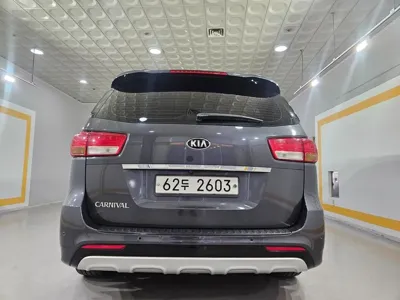 Kia Canival 2017, 170773 км, за 8600000 KRW