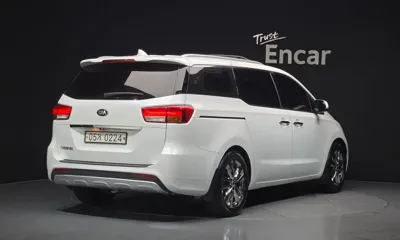 Kia Canival 2017, 188748 км, за 8000000 KRW - фото 2