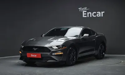 Ford Mustang · 2020 год