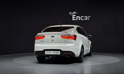Kia Pride 2012, 108863 км, за 4500000 KRW