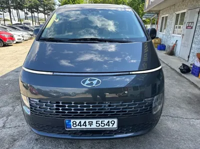 Hyundai Staria 2023, 19176 км, за 26800000 KRW