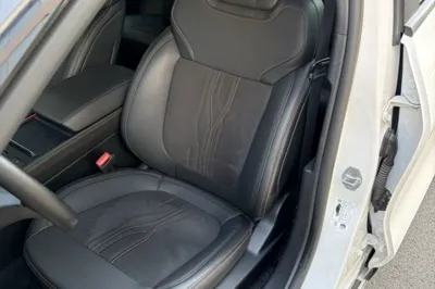Ford Mondeo 2022, 59500 км, за 115527.87 CNY - фото 8