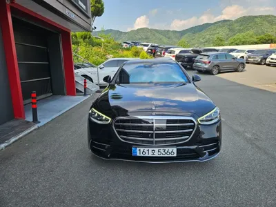 Mercedes-Benz S-Class · 2022 год