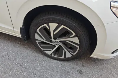 Volkswagen Bora 2023, 16000 км, за 109977.55 CNY - фото 8