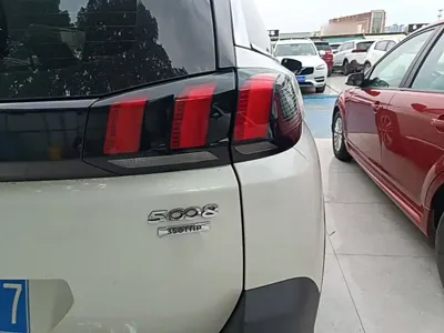 Peugeot 5008 2019, 74100 км, за 51300 CNY - фото 8