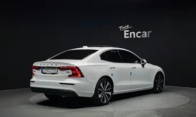 Volvo S60 2024, 10740 км, за 44900000 KRW