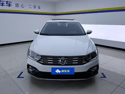 Volkswagen C-Trek 2017, 57100 км, за 44800 CNY