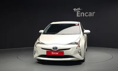 Toyota Prius 2016, 114533 км, за 12400000 KRW
