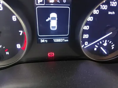Hyundai Elantra 2016, 106600 км, за 28100 CNY - фото 19