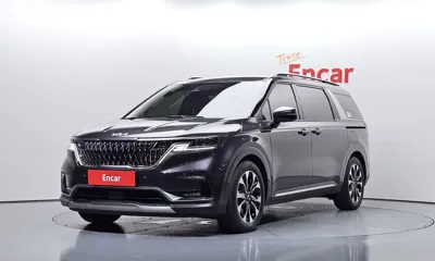Kia Canival · 2023 год