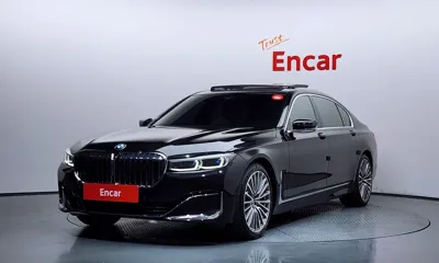 BMW 7-Series · 2022 год
