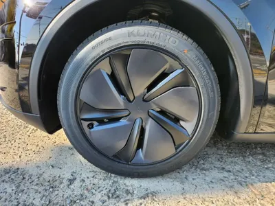 Tesla Model Y 2025, 790 км, за 46560000 KRW - фото 20