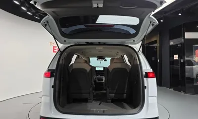 Kia Canival 2023, 67835 км, за 23000000 KRW - фото 20
