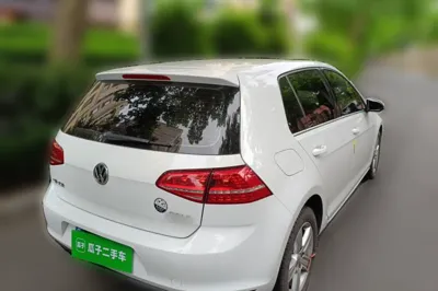 Volkswagen Golf 2016, 115600 км, за 40896.58 CNY - фото 6
