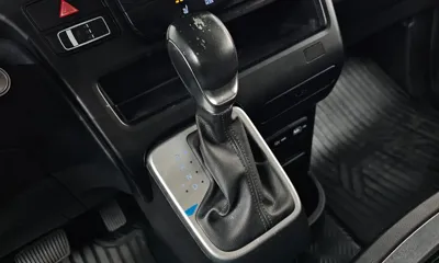 Hyundai Staria 2022, 76123 км, за 23500000 KRW - фото 9