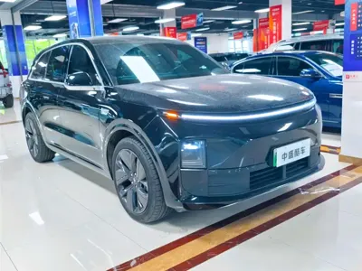 Li Auto Li L6 2024, 18000 км, за 179800 CNY