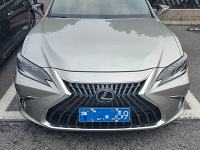 Lexus ES 2022, 43000 км, за 248800 CNY - фото 3