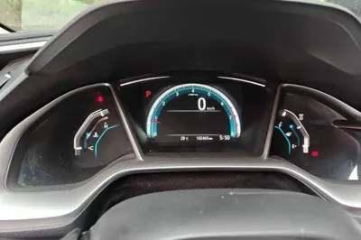 Honda Civic 2016, 102500 км, за 47944.98 CNY - фото 10