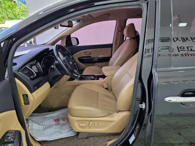 Kia Canival 2018, 79459 км, за 14000000 KRW - фото 17