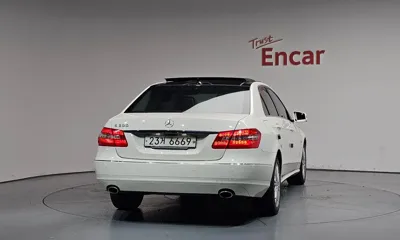Mercedes-Benz E-Class 2012, 107710 км, за 5900000 KRW - фото 4