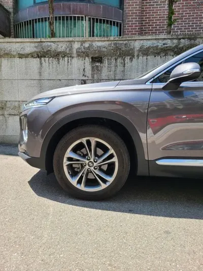 Hyundai Santafe 2020, 9147 км, за 25000000 KRW