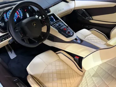 Lamborghini Aventador 2019, 11300 км, за 390000000 KRW - фото 5