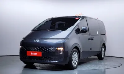 Hyundai Staria · 2025 год