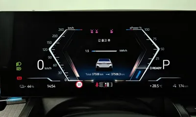 BMW i5 2024, 37508 км, за 63990000 KRW - фото 8