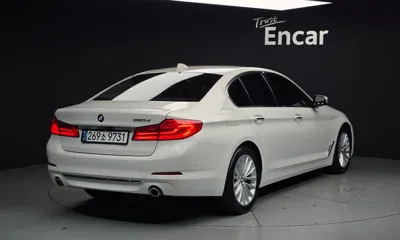 BMW 5-Series 2018, 194899 км, за 10936.4 USD - фото 2